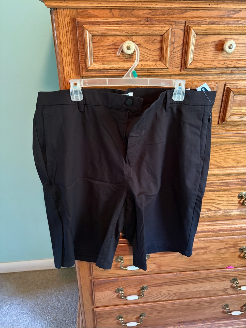 Old Navy Black Men's Flat-Front Athletic Shorts